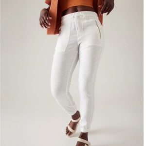 ATHLETA Cabo Linen Jogger - Calla Lily